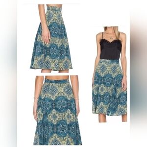 (SK64) House of Harlow - Revolve Laya Moroccan Tile Print Midi Skirt Size Medium
